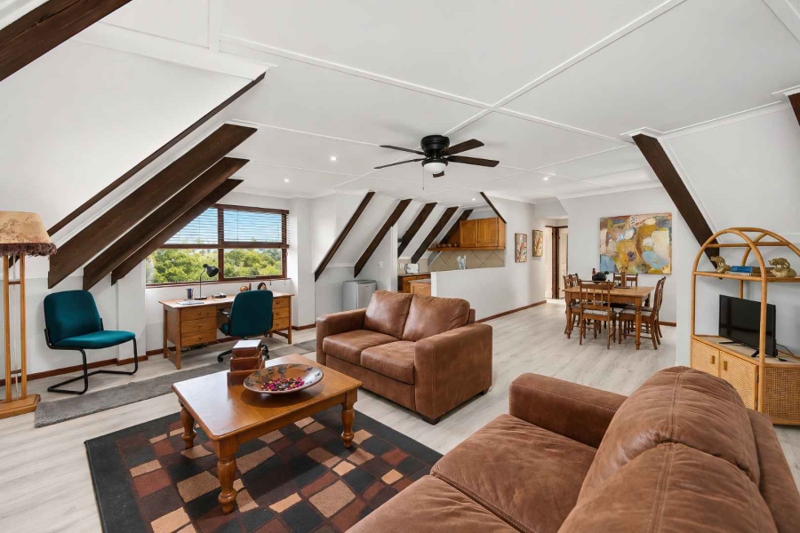 5 Bedroom Property for Sale in Fisherhaven Western Cape